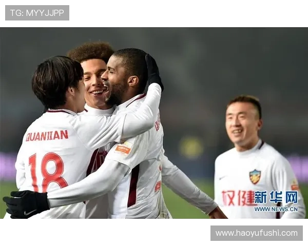 天津权键迎战河南建业争夺中超联赛关键三分的激烈对决